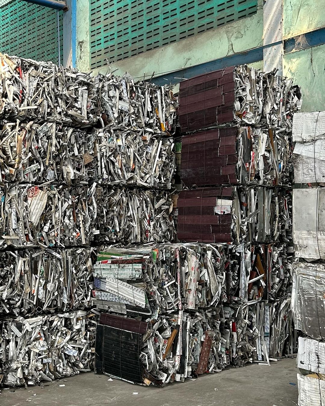 Aluminum 6061 scrap bundles ready for bulk export from the Netherlands