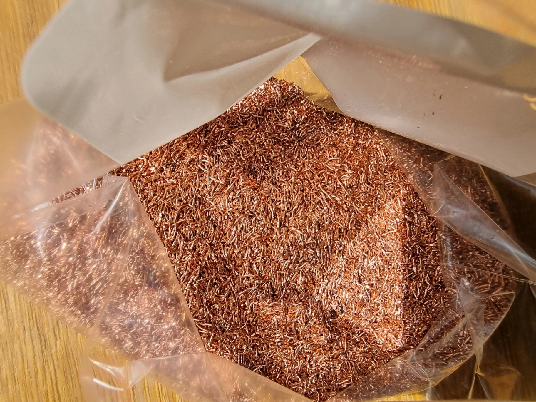 Mixed copper granules 95-98% - cable recovery grade chops