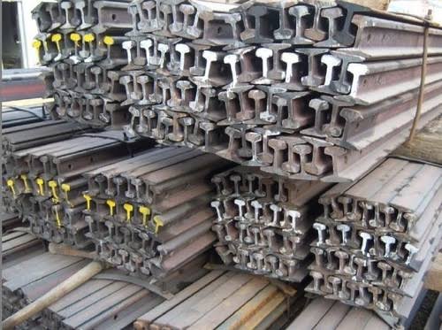 Used railway rails scrap for steel production and recycling